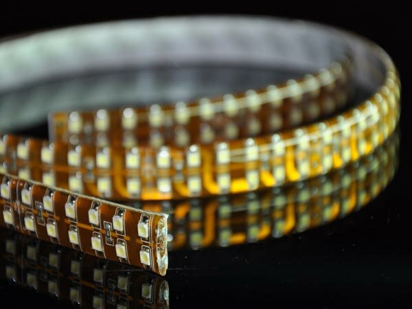 Светодиодная лента LED CRYSTALIGHT FS IP44, 240-3528, белая, KELLET (B24), 1м, 240 диодов SMD 3528, на самоклеящейся основе 3M, питание 24В